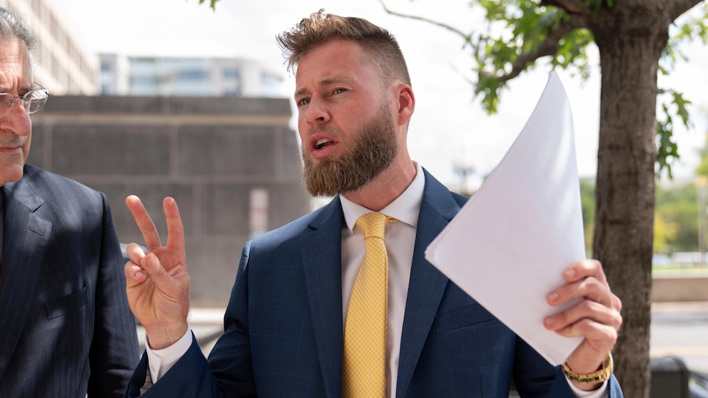 wirestory_11cb087e9716061591fd46b6861c4c1c_16x9[1]